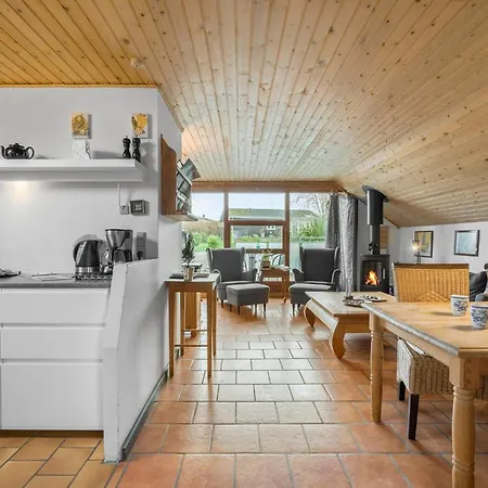 Ferienhaus Gorgeous In With Wifi Kerteminde